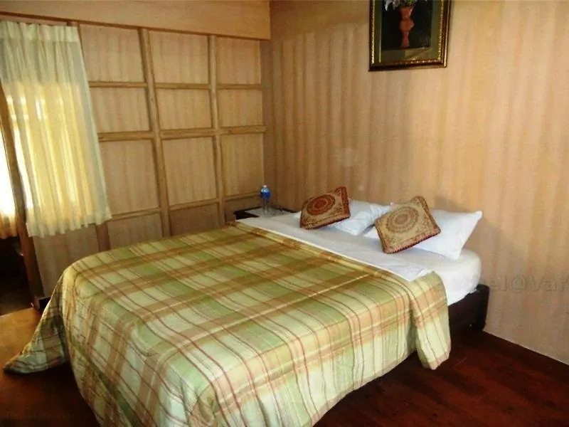 *** Hotel Treebo Trip Bethel Varkis India